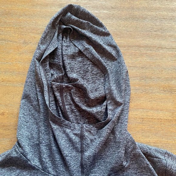 Heather Grey North Face Women's Long sleeve w/ hood - Picture 4 of 5